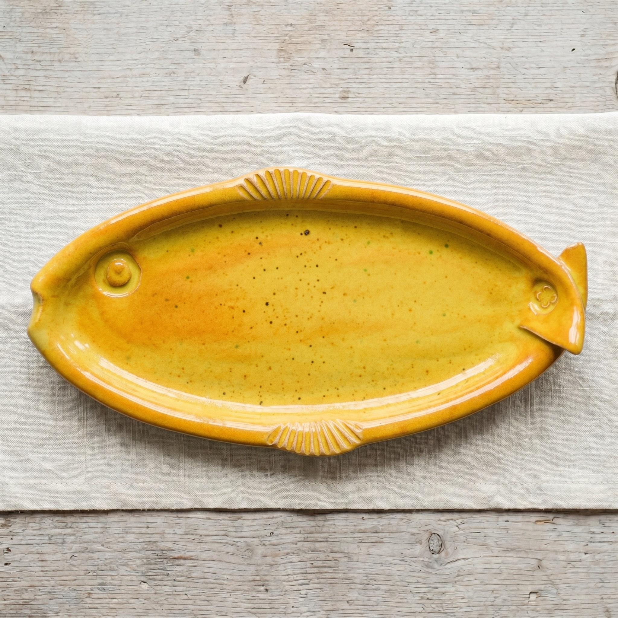 The Bay Fish Platter in Bell-Tower Gold