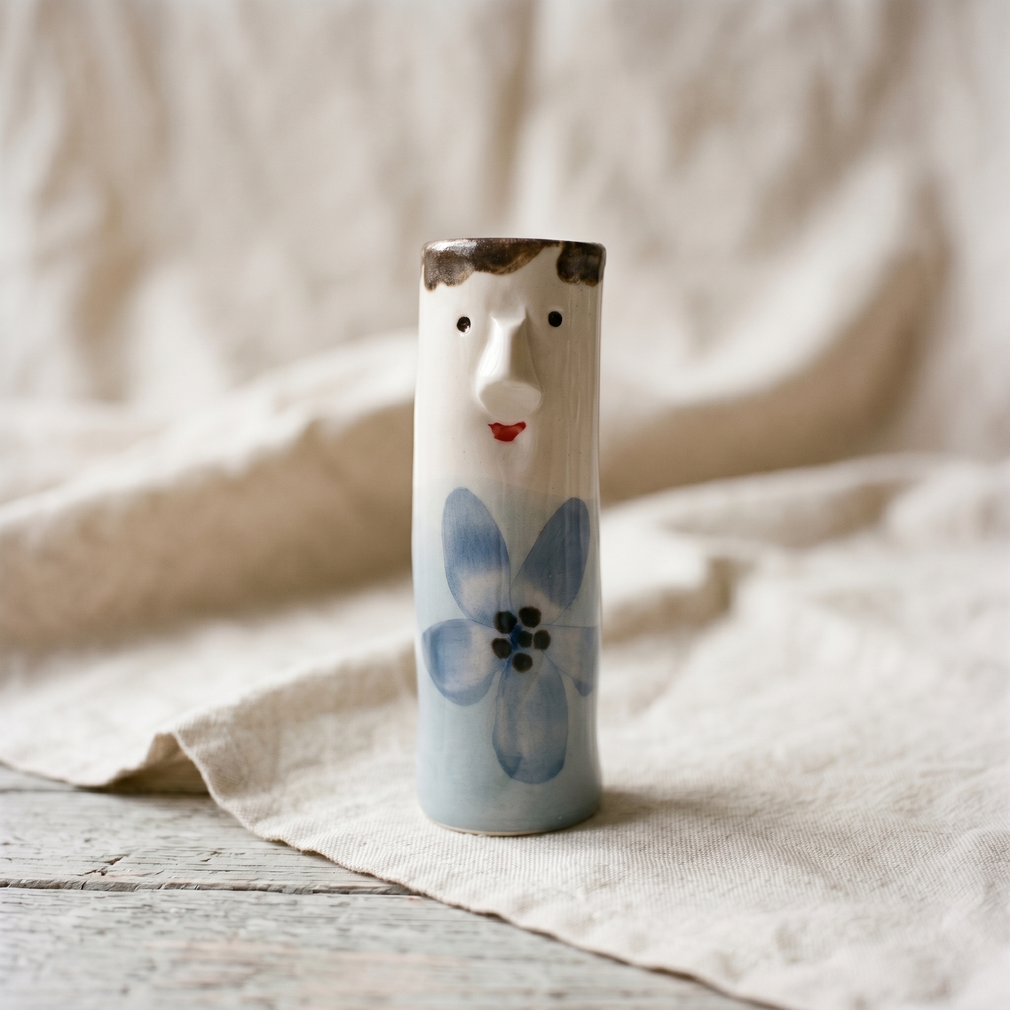 The Whisper Vase - large